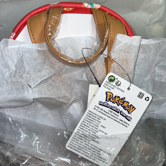 24HR DROP ⬇️ Loungefly Pokemon Holiday backpack - Picture 6 of 7